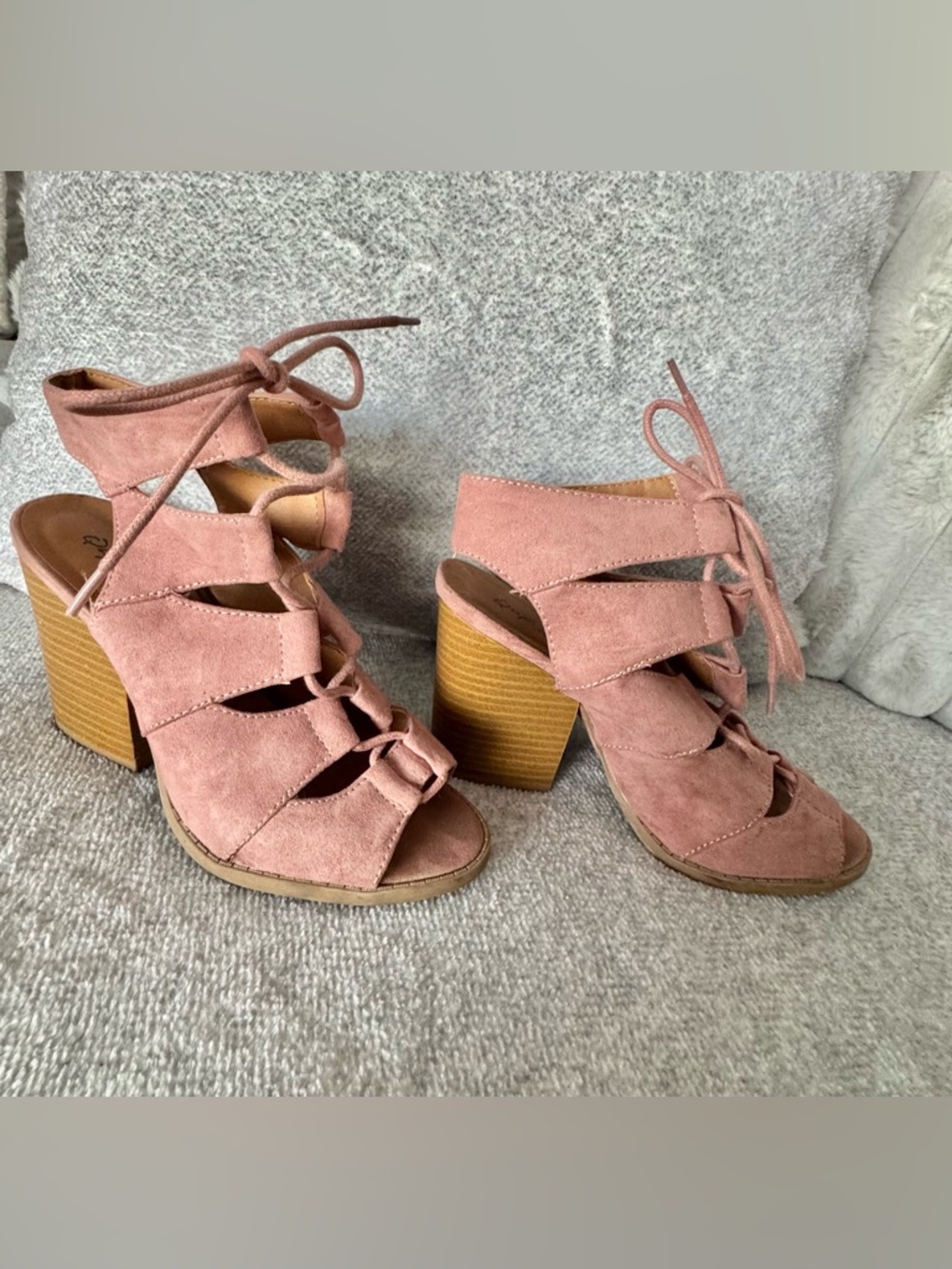 Qupid Women's Lace-Up Suede Peep Toe Sandals - Blush Pink